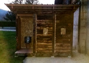 Location vente toilettes sèches cabines caravane aménagée Drôme Ardèche La Cacahuète Sèche